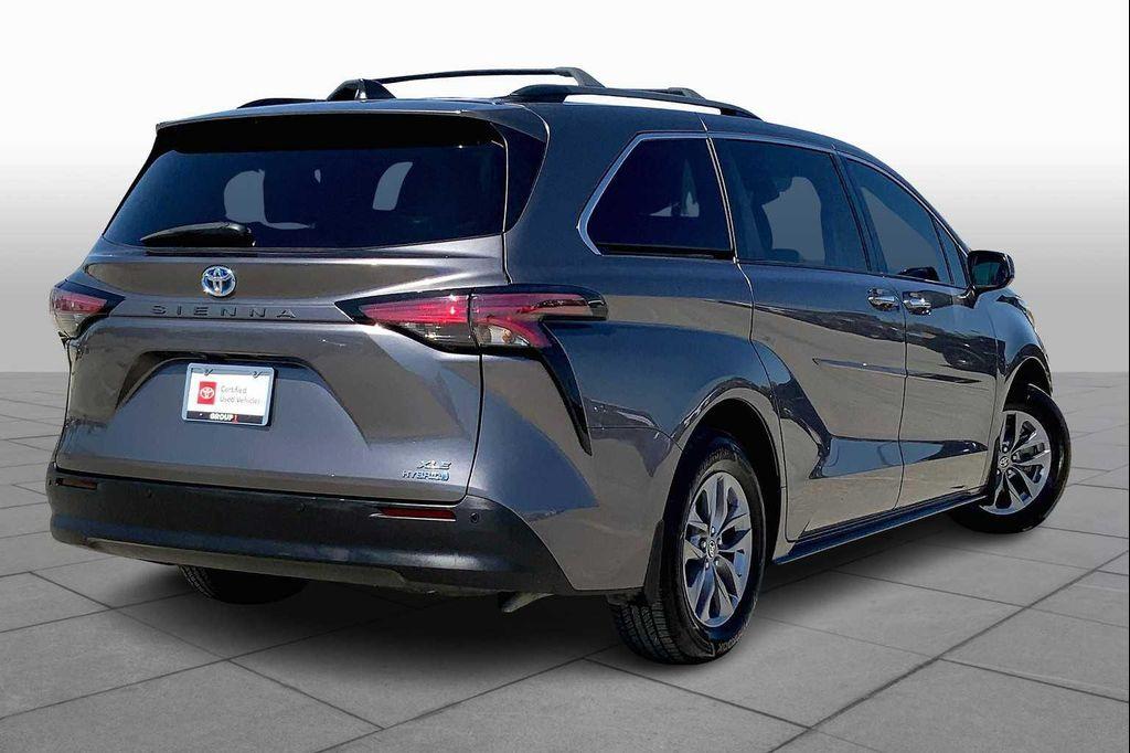 used 2022 Toyota Sienna car, priced at $38,994