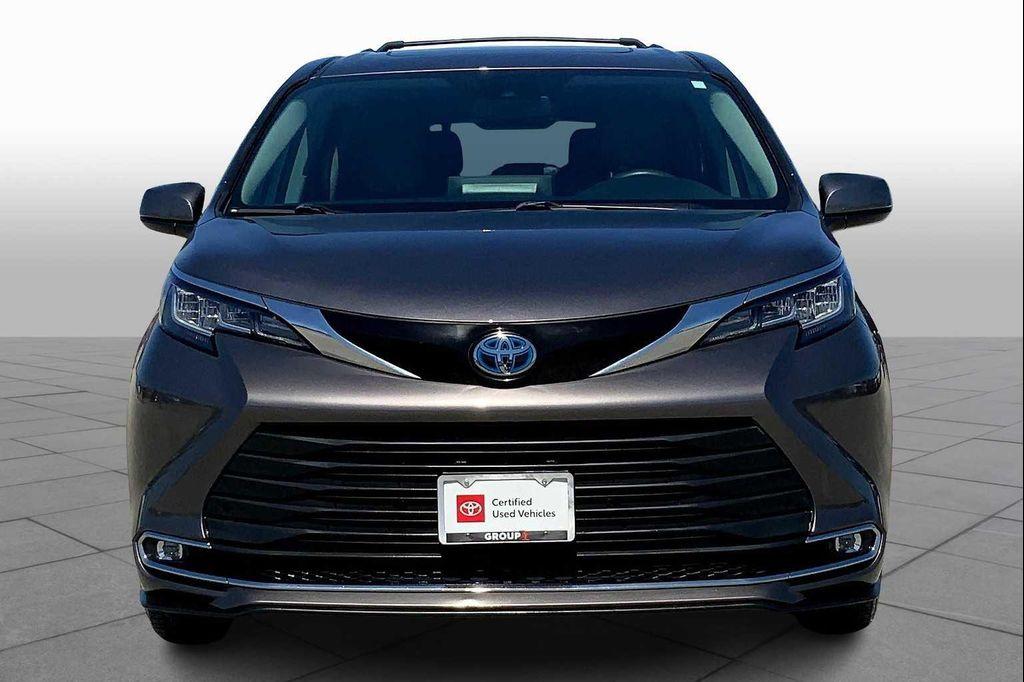 used 2022 Toyota Sienna car, priced at $38,994