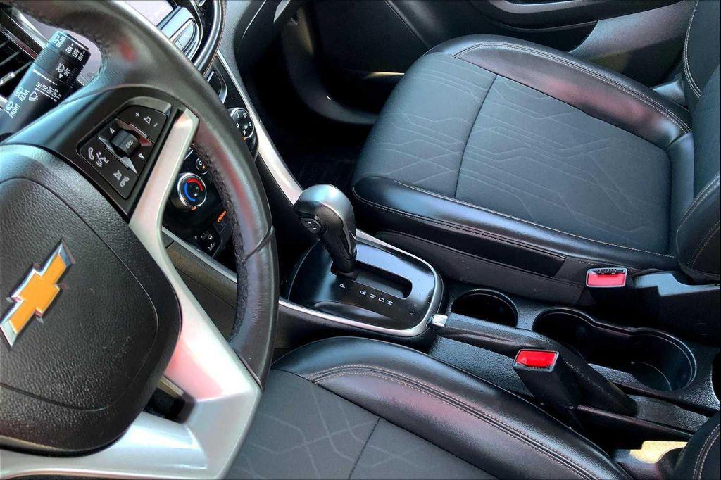 used 2022 Chevrolet Trax car, priced at $15,978