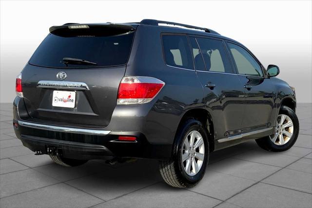 used 2012 Toyota Highlander car, priced at $11,994