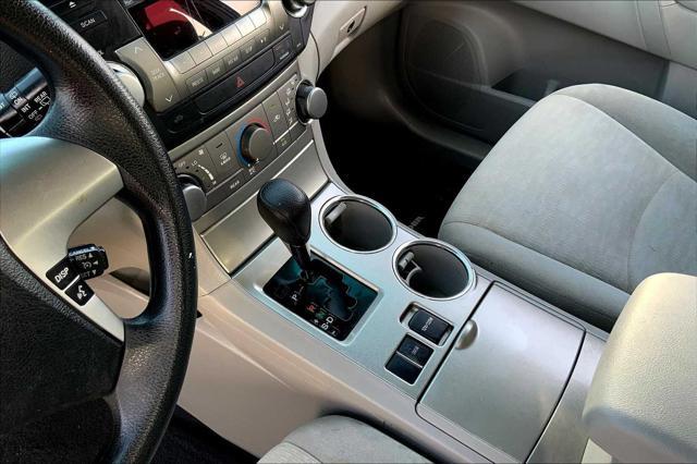 used 2012 Toyota Highlander car, priced at $11,994