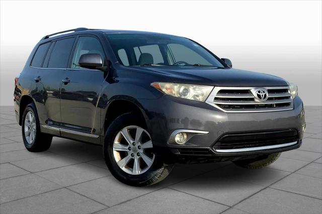 used 2012 Toyota Highlander car, priced at $11,994