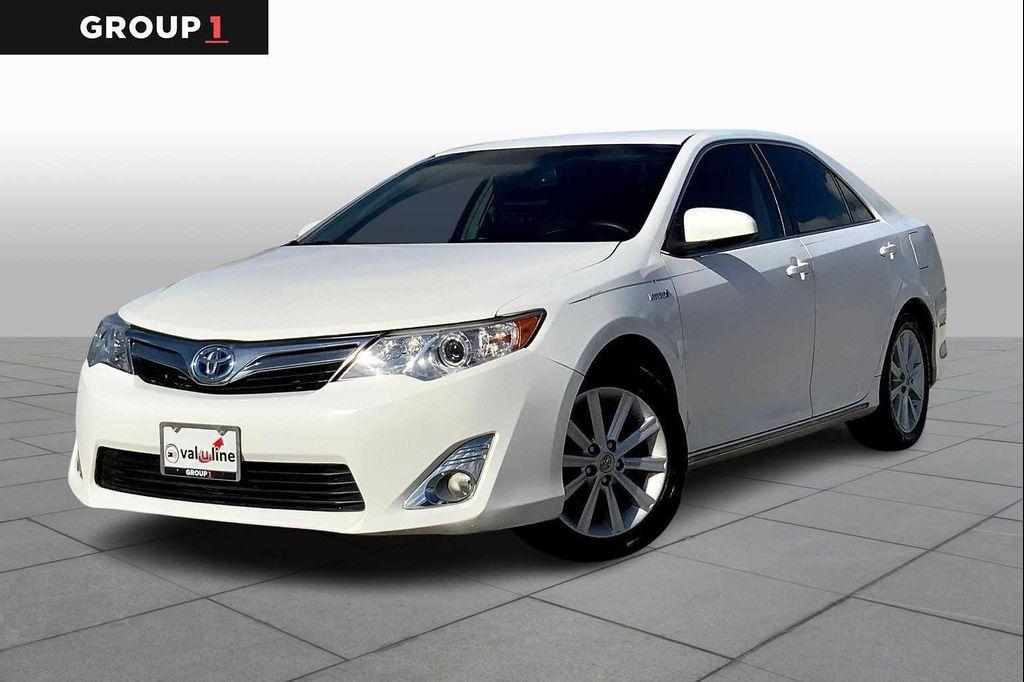 used 2014 Toyota Camry Hybrid car, priced at $13,994