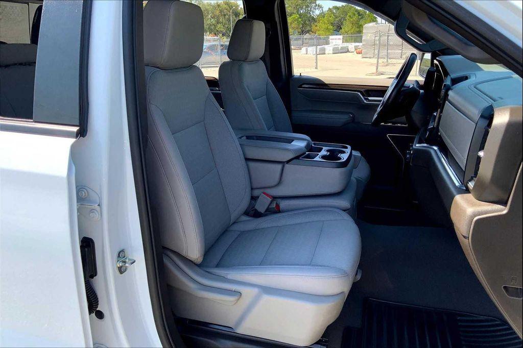 used 2022 Chevrolet Silverado 1500 car, priced at $34,996