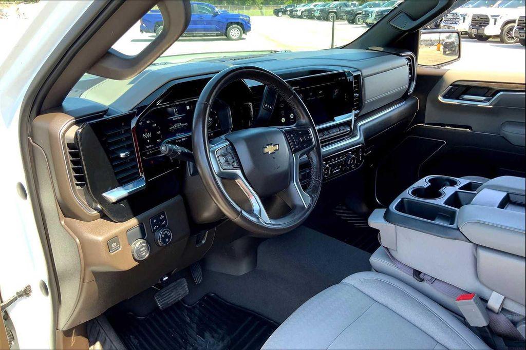 used 2022 Chevrolet Silverado 1500 car, priced at $34,996