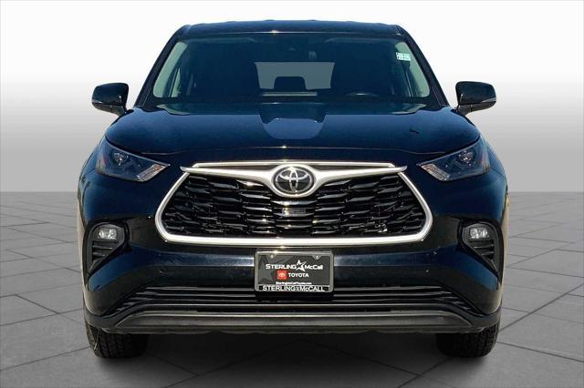 used 2022 Toyota Highlander car, priced at $31,049