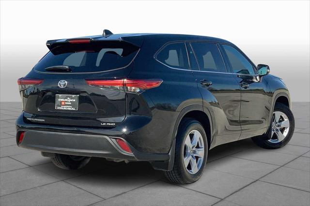 used 2022 Toyota Highlander car, priced at $31,049