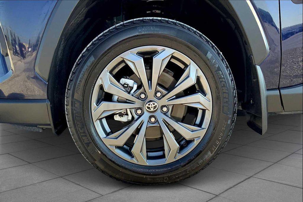 used 2025 Toyota RAV4 Hybrid car, priced at $38,513