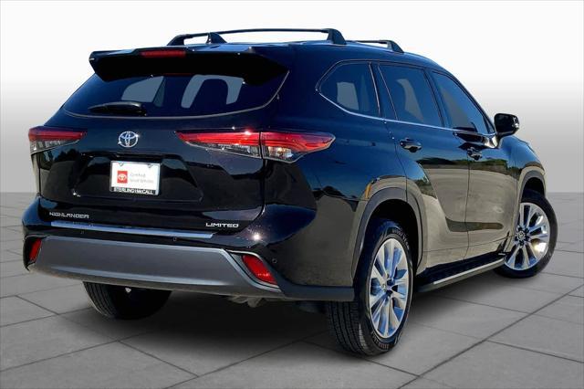 used 2022 Toyota Highlander car, priced at $41,416