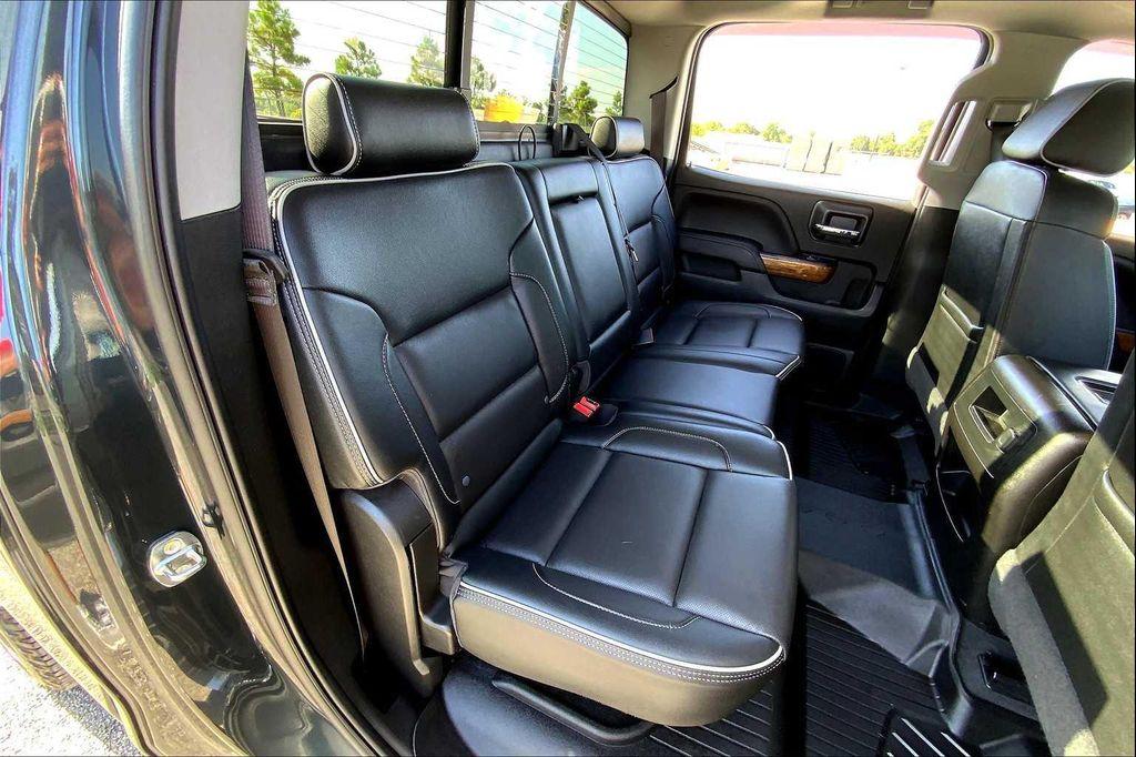 used 2019 Chevrolet Silverado 2500 car, priced at $46,870
