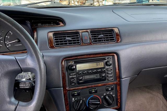 used 2000 Toyota Camry car, priced at $6,495