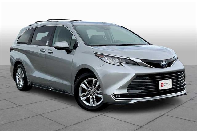 used 2024 Toyota Sienna car, priced at $53,804