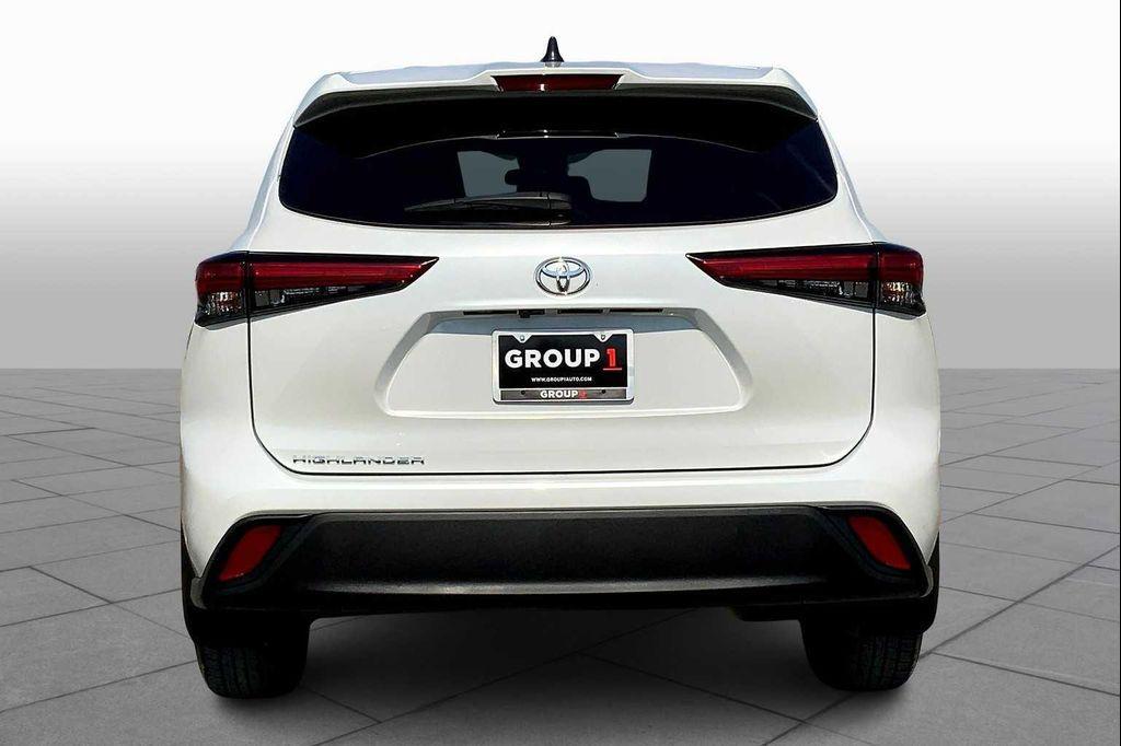 used 2023 Toyota Highlander car, priced at $31,994