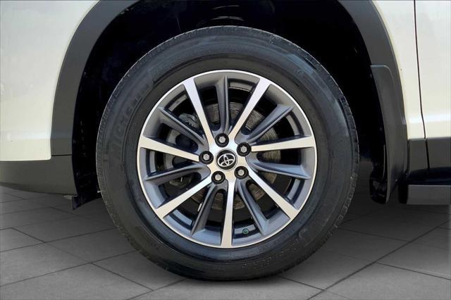 used 2019 Toyota Highlander car, priced at $24,362