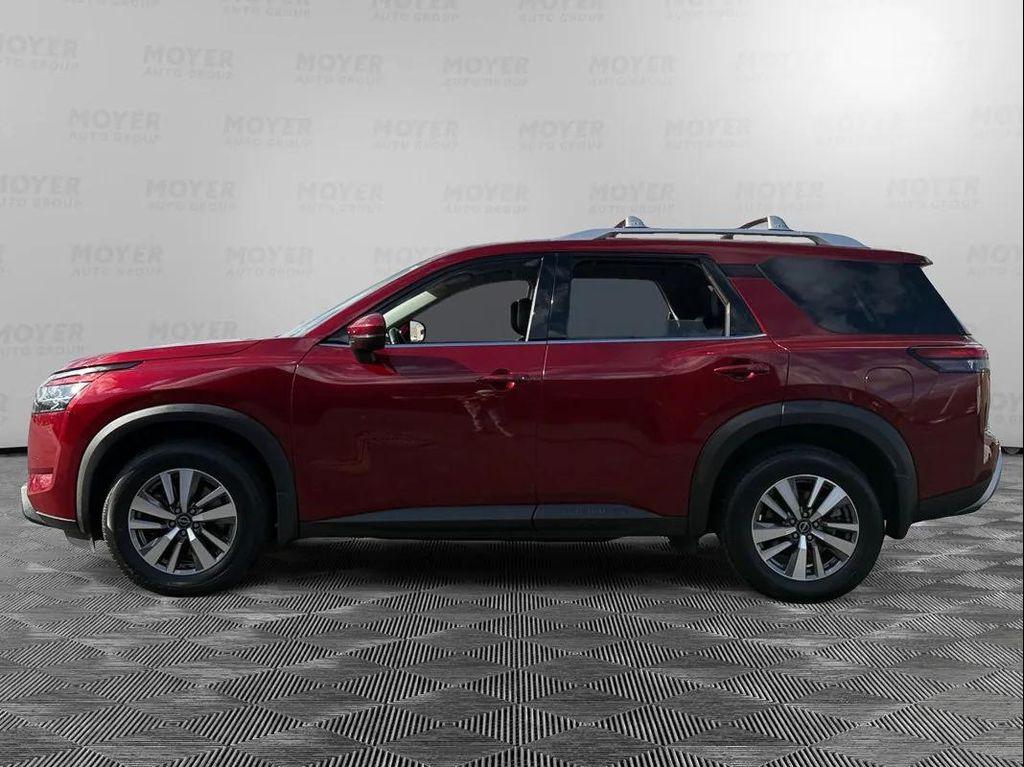 used 2022 Nissan Pathfinder car, priced at $29,398