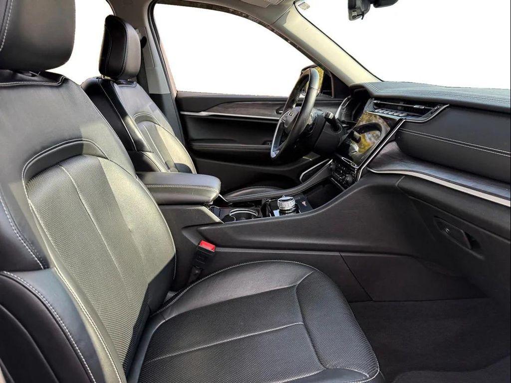 used 2021 Jeep Grand Cherokee L car, priced at $30,198