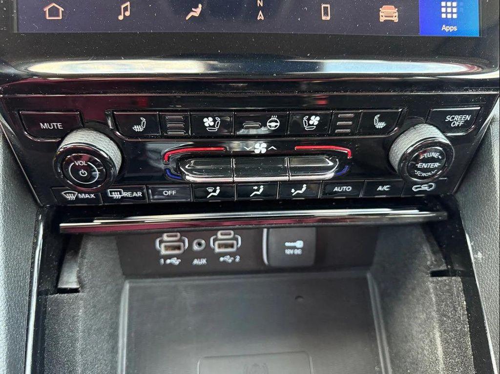 used 2021 Jeep Grand Cherokee L car, priced at $30,198