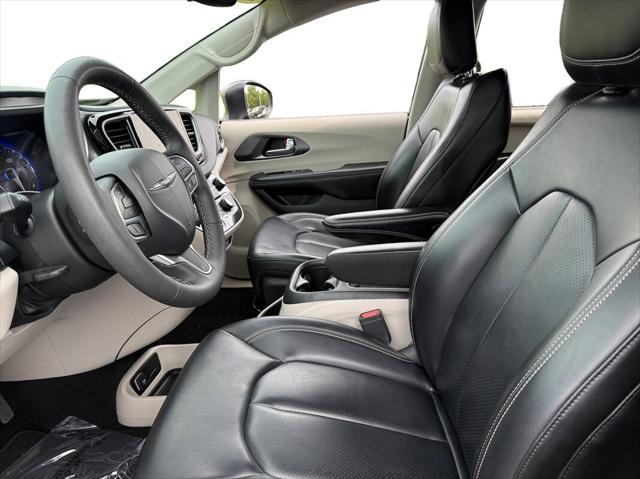 used 2023 Chrysler Pacifica car, priced at $28,998
