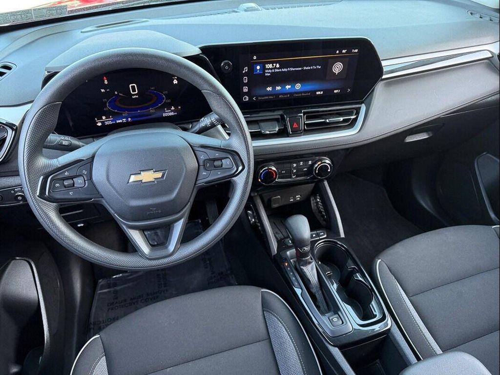 used 2024 Chevrolet TrailBlazer car, priced at $23,998