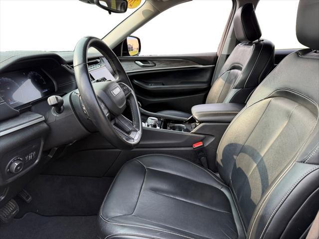 used 2022 Jeep Grand Cherokee car, priced at $35,733