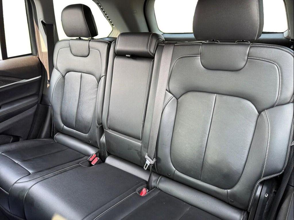 used 2022 Jeep Grand Cherokee car, priced at $31,999