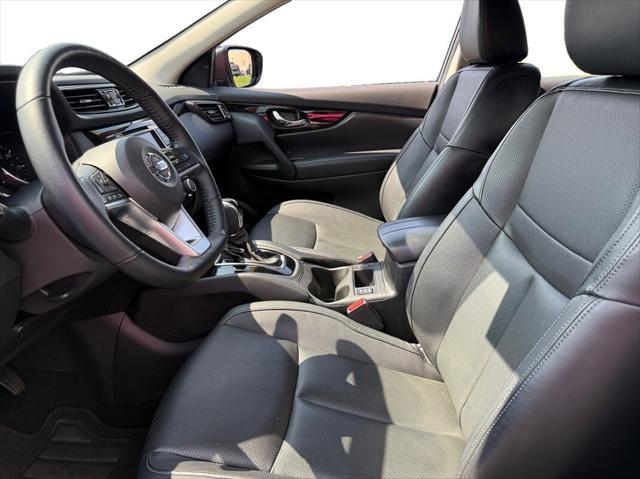 used 2022 Nissan Rogue Sport car, priced at $25,987