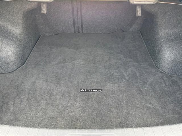 used 2022 Nissan Altima car, priced at $21,987