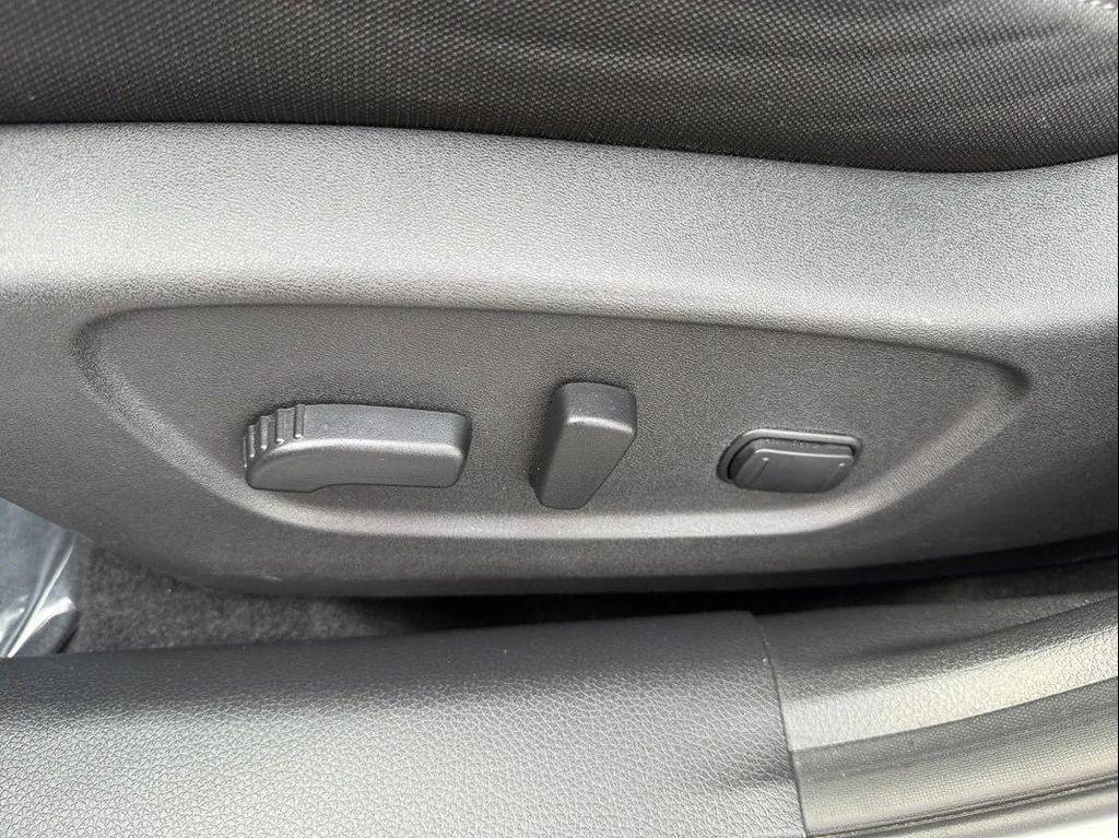 used 2019 Nissan Rogue car, priced at $17,488