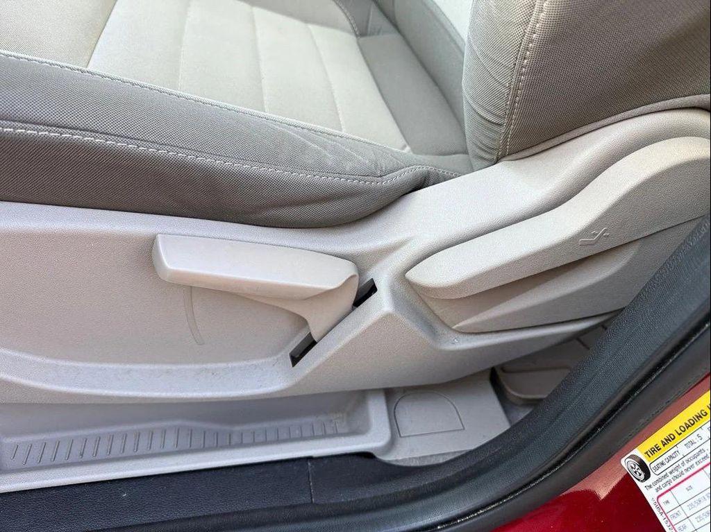 used 2013 Ford Escape car, priced at $10,899