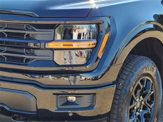 new 2025 Ford F-150 car, priced at $57,712