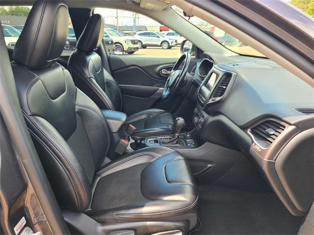 used 2020 Jeep Cherokee car, priced at $18,971