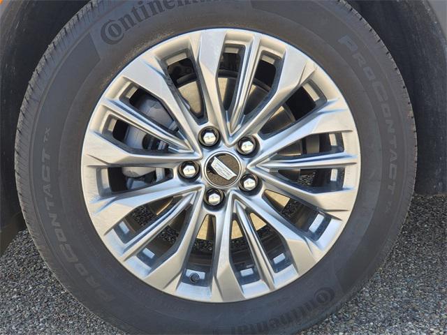 used 2024 Cadillac XT4 car, priced at $40,755