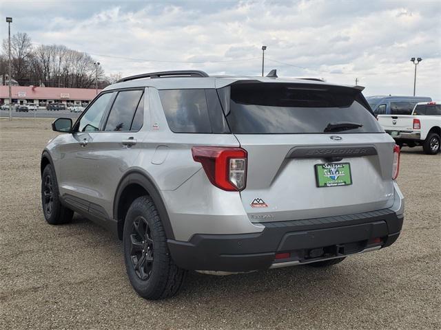 new 2024 Ford Explorer car, priced at $51,742