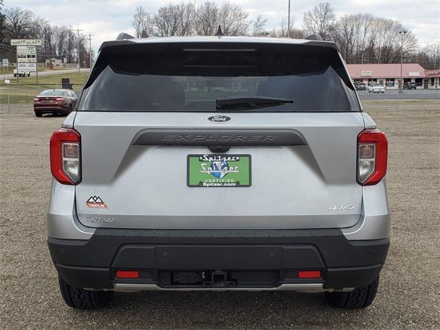 new 2024 Ford Explorer car, priced at $51,742