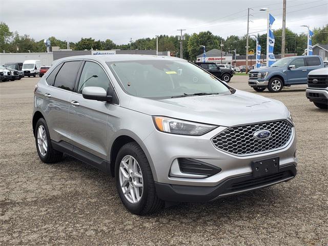 used 2024 Ford Edge car, priced at $29,999