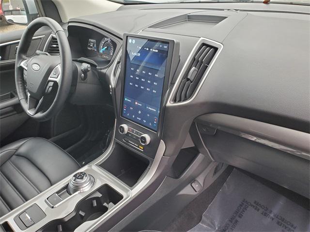 used 2024 Ford Edge car, priced at $29,999