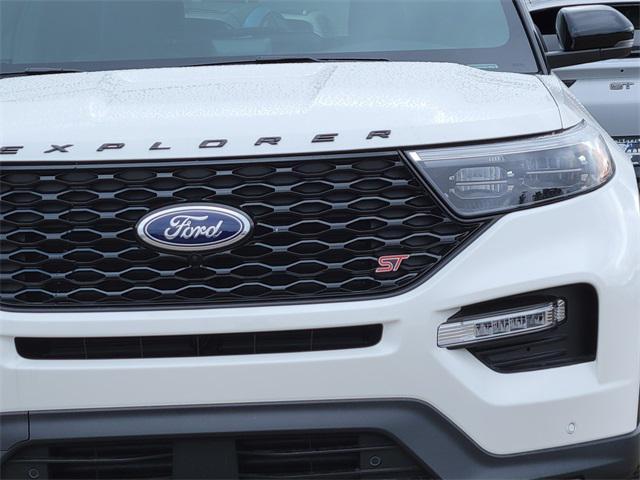 new 2024 Ford Explorer car, priced at $60,155