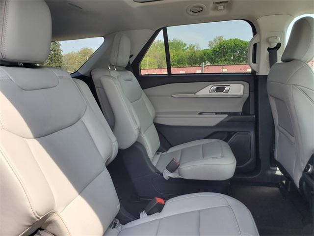 new 2025 Ford Explorer car, priced at $45,943