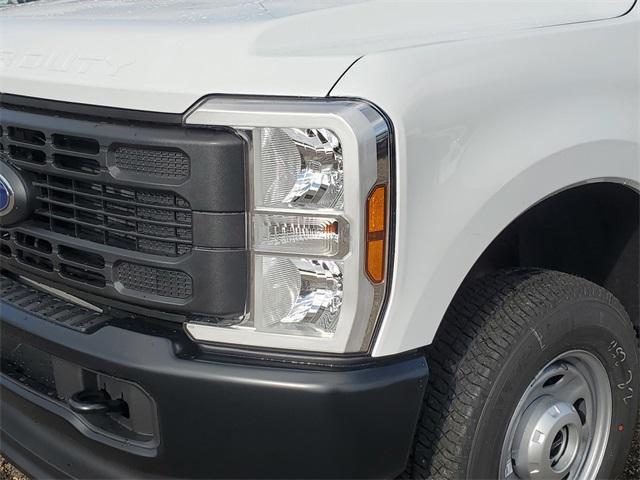 new 2024 Ford F-350 car, priced at $65,335