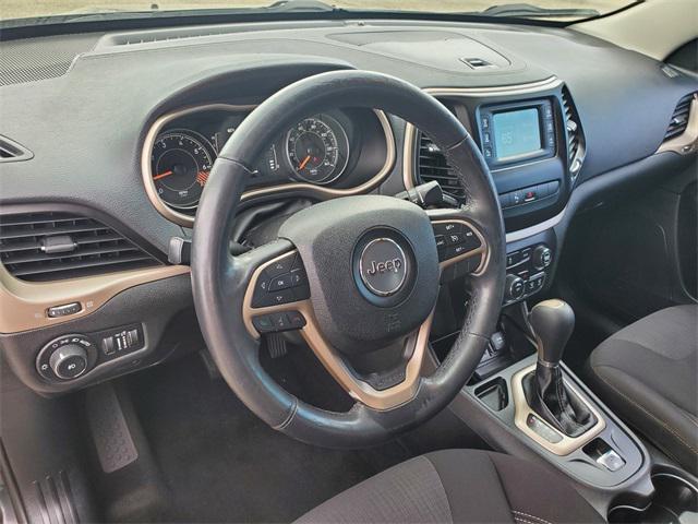 used 2015 Jeep Cherokee car, priced at $10,795