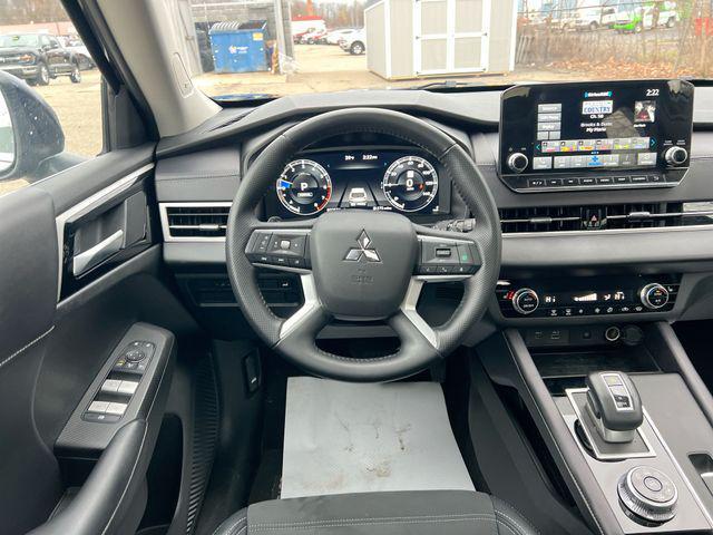 used 2024 Mitsubishi Outlander car, priced at $24,930