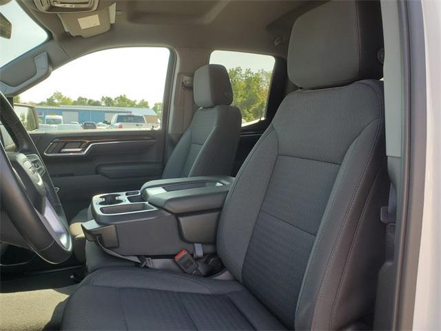 used 2023 GMC Sierra 1500 car, priced at $35,991