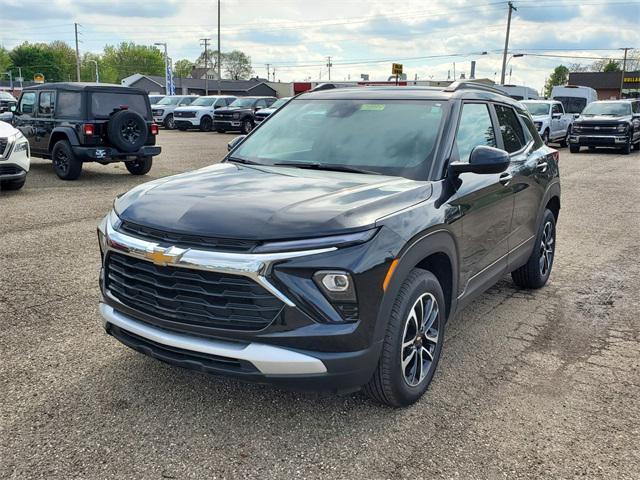 used 2025 Chevrolet TrailBlazer car, priced at $28,833