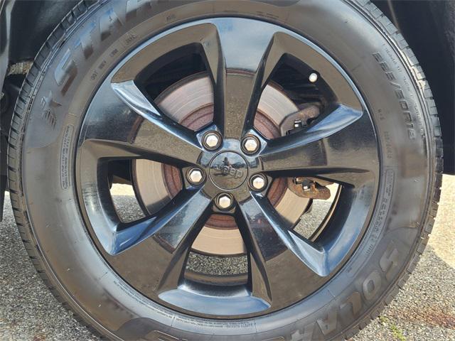 used 2016 Jeep Cherokee car, priced at $12,987