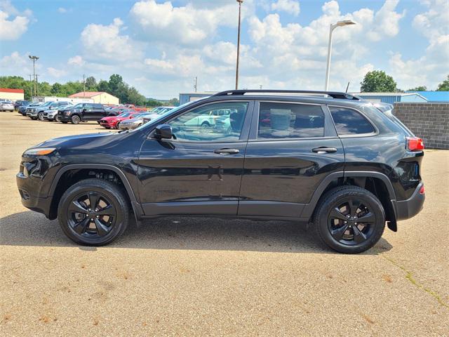 used 2016 Jeep Cherokee car, priced at $12,987