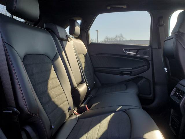 new 2024 Ford Edge car, priced at $45,962