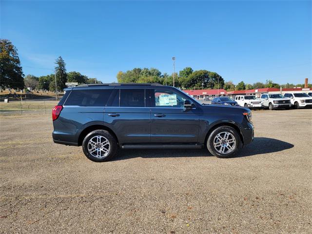 new 2025 Ford Expedition car, priced at $70,221