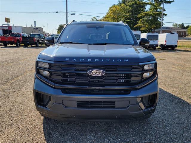 new 2025 Ford Expedition car, priced at $70,221