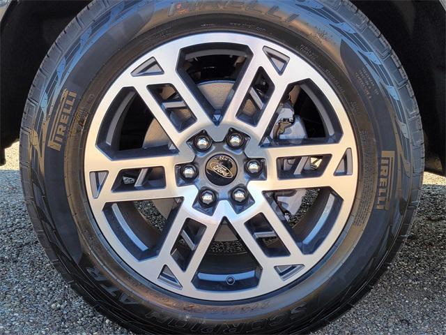 new 2025 Ford Expedition car, priced at $70,221