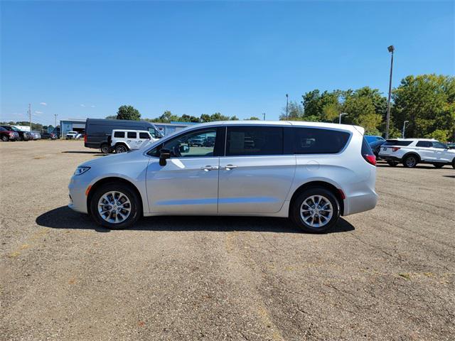 used 2024 Chrysler Pacifica car, priced at $41,249
